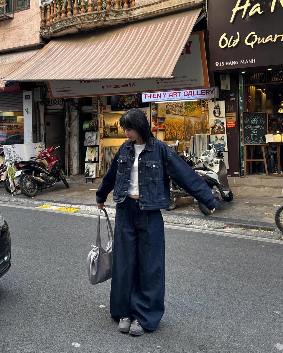 AmyleeGisele's tweet photo. 他人の評価ではなく、自分の心の声を信じて歩いていこう。明日も頑張っていこう！ 🍰
UZM https://t.co/2w1vfvxeiN