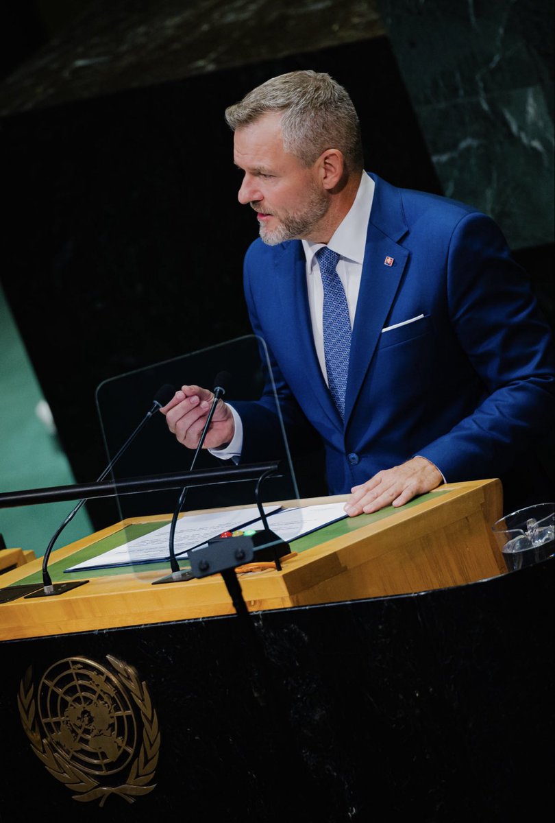 MonikaPolkim's tweet photo. 🇸🇰 Prezident Peter Pellegrini hovorí o dôležitosti spolupráce, dialógu a diplomacie. Rešpektujem tento pohľad a verím, že vzájomný rešpekt je dôležitý pre lepšiu budúcnosť 🌍🤝

#Pellegrini #Slovensko #OSN #Diplomacia https://t.co/IQUBCESnti