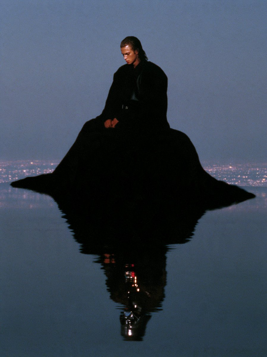 craftian_keskin's tweet photo. Anakin Skywalker, aka Darth Vader https://t.co/wk0gyGQ0nG