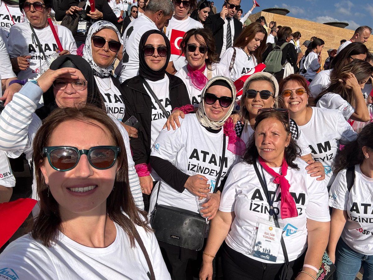 SultanS50304's tweet photo. 3 Ekim'de lõsev ailemiz ile birlikte Atamin huzurunda olacağız söz verdik izinden yürüyeceğiz iyiki lõsev ailemiz iyiki https://t.co/stSeaHAMFs