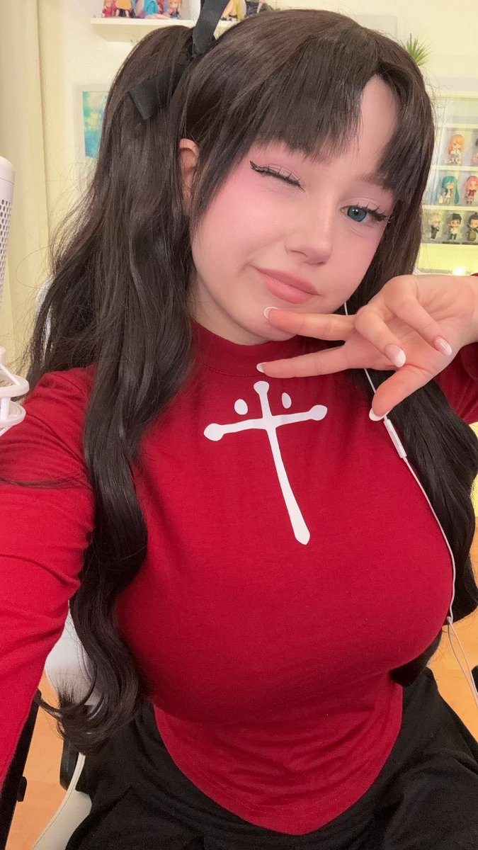 upminaa's tweet photo. HIII ❤️🫶🏻 LIVE NOW AS RIN!! 🥰🥰 let’s hang out a bit 😊
Playing the stalked 3! https://t.co/uKEfiF84OI https://t.co/Zfu352ZRSK