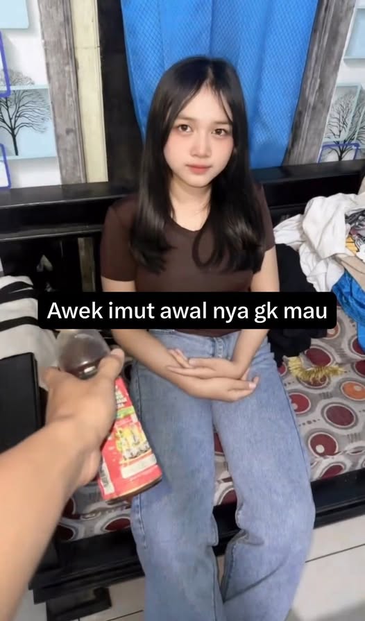 duckGoViralid's tweet photo. https://t.co/FftS7jeLpX

 https://t.co/6fKyUe9FC4

 https://t.co/K5wl0LoHU7

 https://t.co/daUWSZz40S

viral seleb banyuwangi bilqis yang lagi viral viral tiktok minggu senin.🏝️ https://t.co/nBOPdQ9r6I