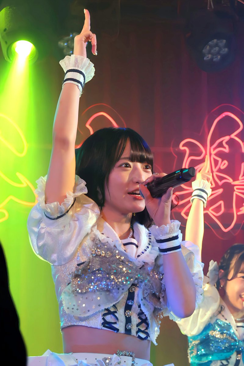ehagakisan's tweet photo. @chimu_hamabe ちむちゃん、今日も可愛かったよ。
ごめん、列が長くて行けなかった。
こっちの列が短かったから・・・。
#浜辺千夢 #STAiNY https://t.co/71F8rdo4KR