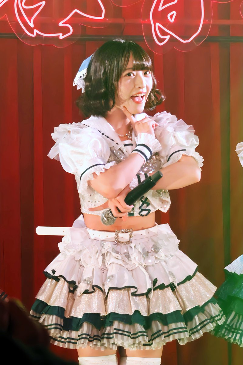 ehagakisan's tweet photo. @chimu_hamabe ちむちゃん、今日も可愛かったよ。
ごめん、列が長くて行けなかった。
こっちの列が短かったから・・・。
#浜辺千夢 #STAiNY https://t.co/71F8rdo4KR