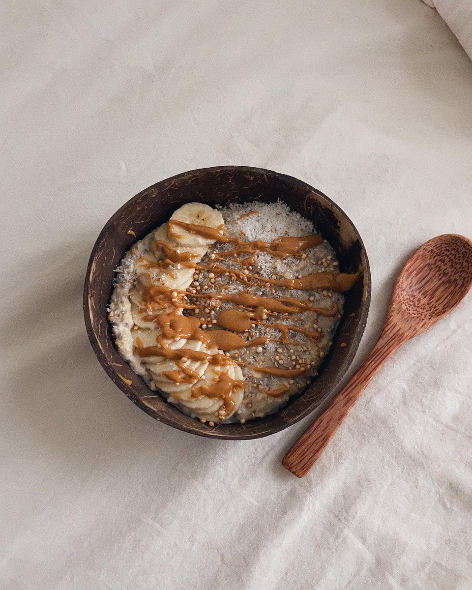 CarollTroeil's tweet photo. Good oatmeal, good mood. https://t.co/HYAgWac8pq