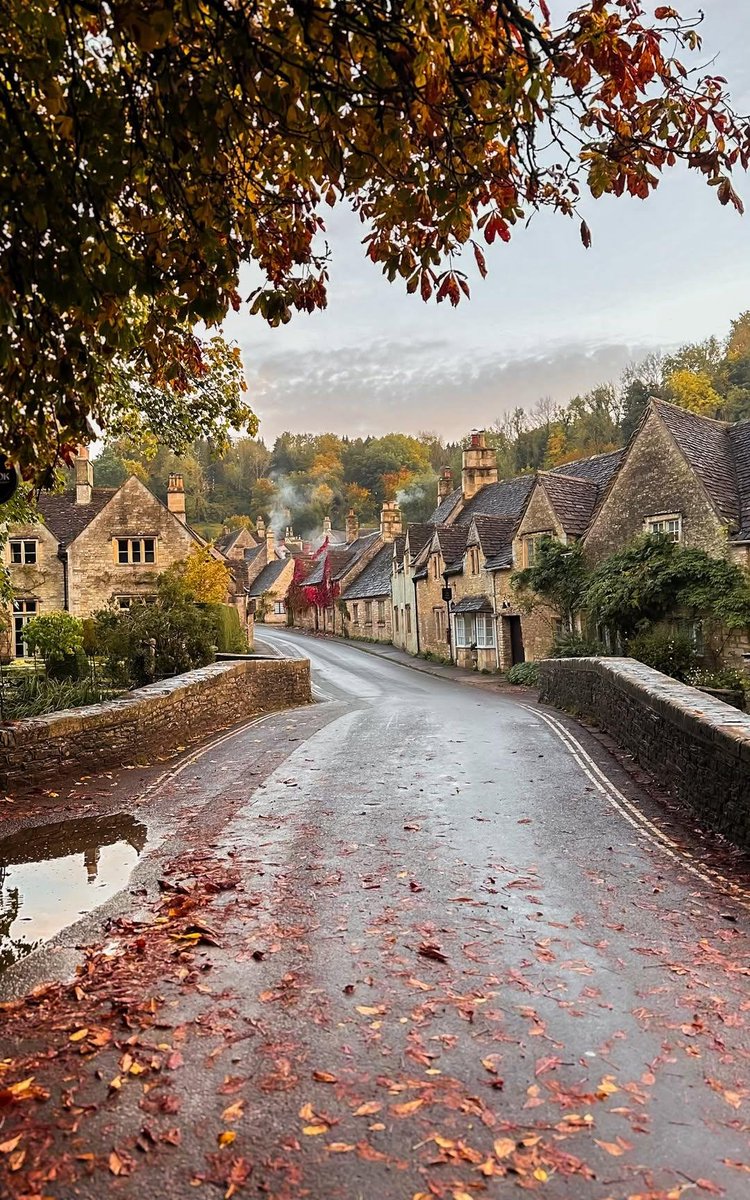 naturebeauty760's tweet photo. Autumn in Cotswolds, England 🏴󠁧󠁢󠁥󠁮󠁧󠁿 https://t.co/csnB5C09HO