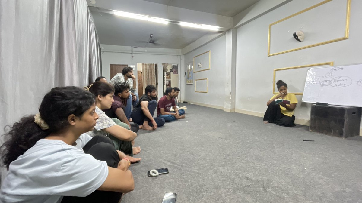 drishyamtrust's tweet photo. Drishyam trust presents
Production oriented weekend workshop 
With Sampa mandal ( NSD Alumni )
Time:- 11:00 to 4:30pm https://t.co/Uy9FHYb9ZM