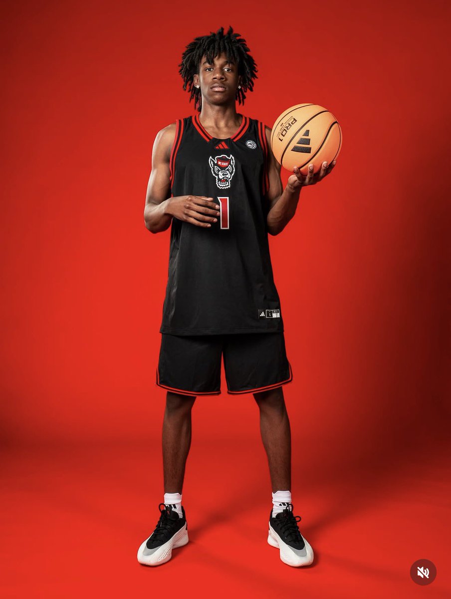 MicahGunter8's tweet photo. Wolfpack how we feeling?? #notcommitted #soon https://t.co/gn2rgap02G