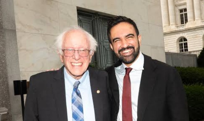 michaelmalice's tweet photo. "Nobody who has wealth to distribute ever omits himself." --Trotsky https://t.co/IZDHr1BqZi