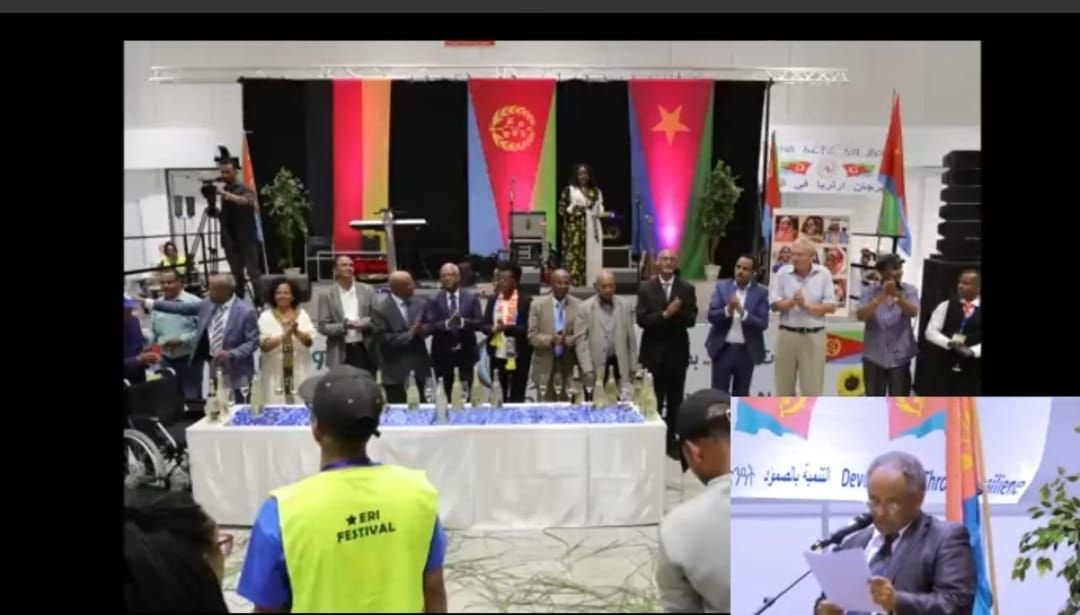 Limatawit's tweet photo. Deutschland darf nicht zum sicheren Hafen für das eritreische Regime werden, während seine Gegner*innen um ihre Sicherheit kämpfen müssen.
Statt die Protestbewegung pauschal zu stigmatisieren, muss Deutschland transnationale Repression durch das eritreische Regime endlich als ernsthafte Bedrohung für Rechtsstaatlichkeit und Menschenrechte anerkennen.
Die Bundesregierung darf nicht länger wegsehen, wenn ein autoritäres Regime versucht, seine politischen Konflikte über die eigenen Grenzen hinaus auszutragen.

@zeitonline @hannesleitlein @lars_graue @SZ  @BILD @BILD_Stuttgart @dwnews @StZ_NEWS 
@ProAsyl @amnesty_de @sfr_ev @BFR_089 @FR_Hessen @Bundeskanzler
@GrueneBundestag @gruenestuttgart  @TabeaRoessner @Beatrix_vStorch @datenreiserecht @GBA_b_BGH @rlpNews @CDU #Eritrea #PeterBeuth #Germany @faznet @GermanyDiplo @en_germany @German_Gov @SWRAktuellBW @Bundeskanzler @OlafScholz @BAMF_Dialog @FDP @dw_politics @BBMB_bund @BundesregDE @die_regierung @germanyintheeu @GERMANYonUN @dwnews