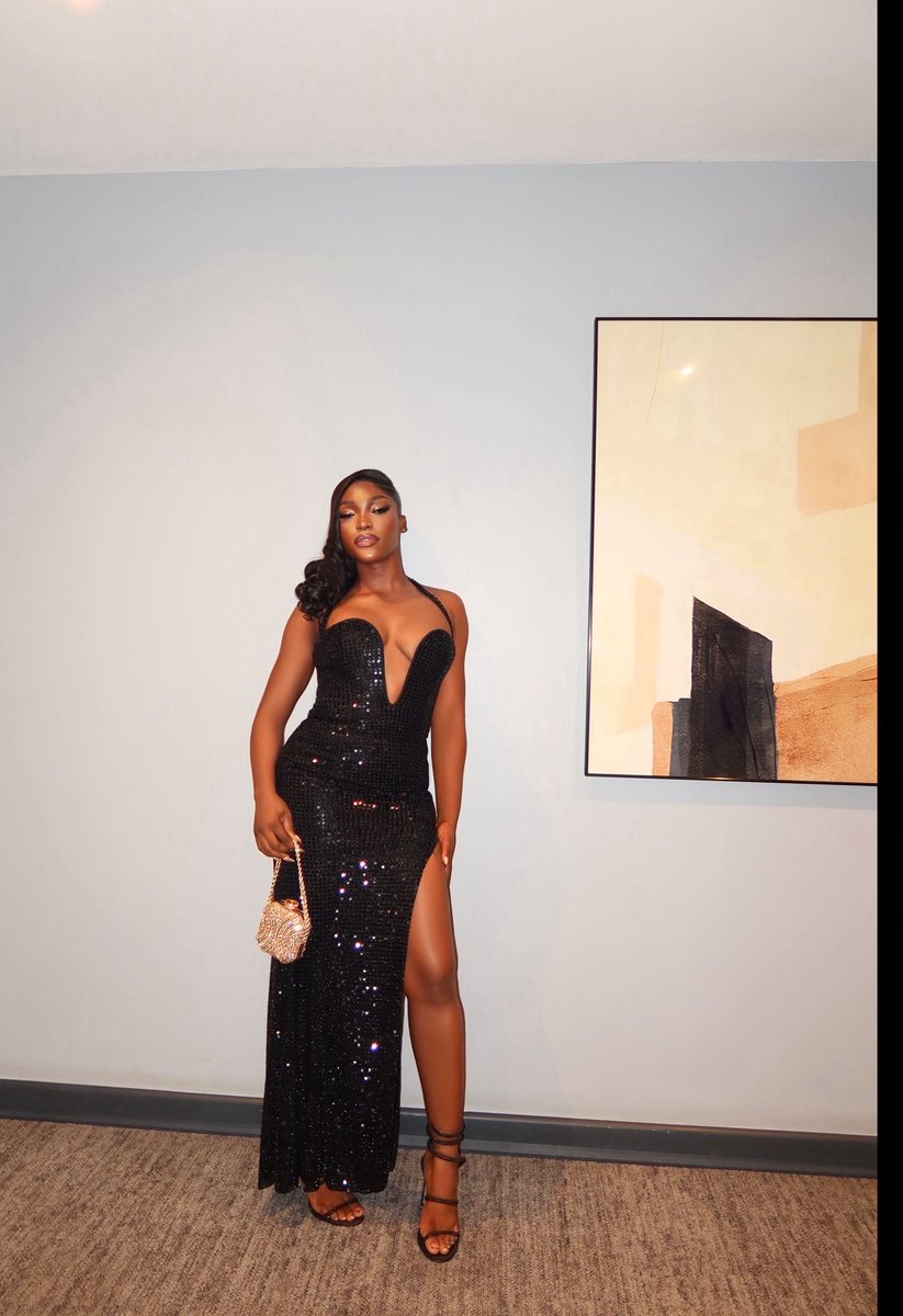 Classy__coco's tweet photo. Always the prize 🏆🖤 https://t.co/d1q7EllNoy