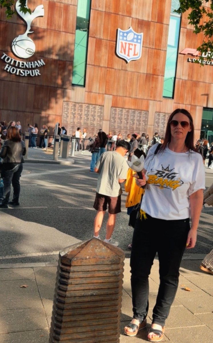 laurabarr39's tweet photo. I came back home to a parking fine and Iβm broke but I donβt care because I got to see BigBang for the first time ππ€©π₯π¬π§
#BIGBANG #λΉ
λ±
#COSMOSinLONDON #BIGBANG_IS_BACK https://t.co/cBALjDiu8F