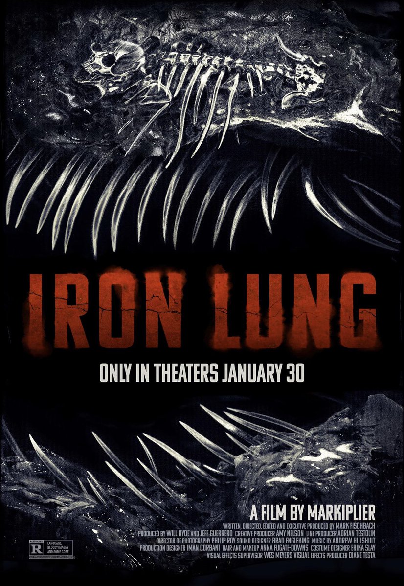 Rotten_movie's tweet photo. IRON LUNG 星も惑星も人類も消えた後の世界で囚人が溶接された潜水艦に閉じ込められ血の海を進むがやがて巨大な何かが外側から噛みついてくるSFホラー　見えない深海、きしむ鉄、浸み出す血、無線の向こうの声だけを頼りに閉所と宇宙の絶望が一つの船体に詰め込まれた恐ろしい作品だった。超オススメ！ https://t.co/8x4ZMbHXDJ