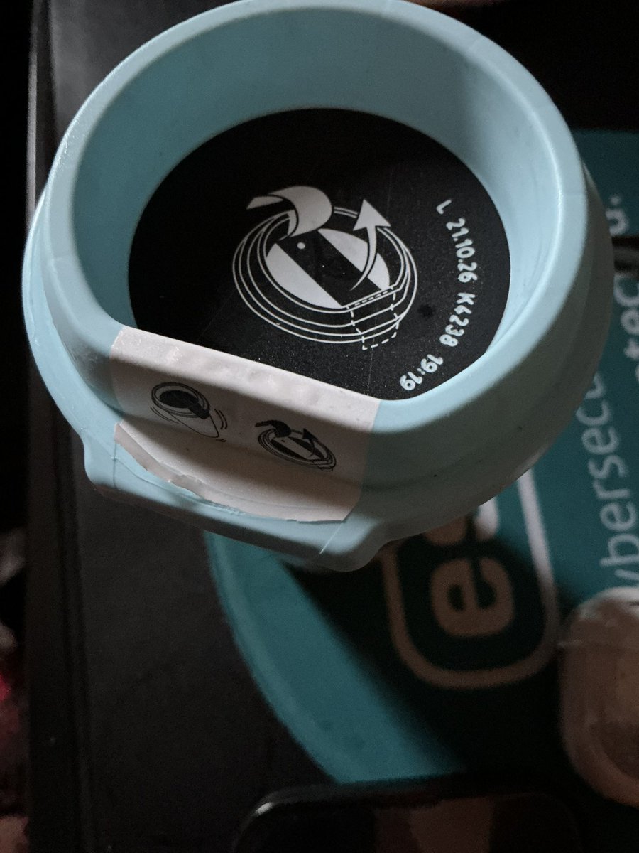NuttyasSquirrel's tweet photo. @UKcaffelatte I love your coffee drinks but I hate the new packaging. These bloody annoying peel off labels keep snapping and then I have to spend ages trying to get a corner free to release the coffee. Sort it out please. https://t.co/7lXnzuSoUB
