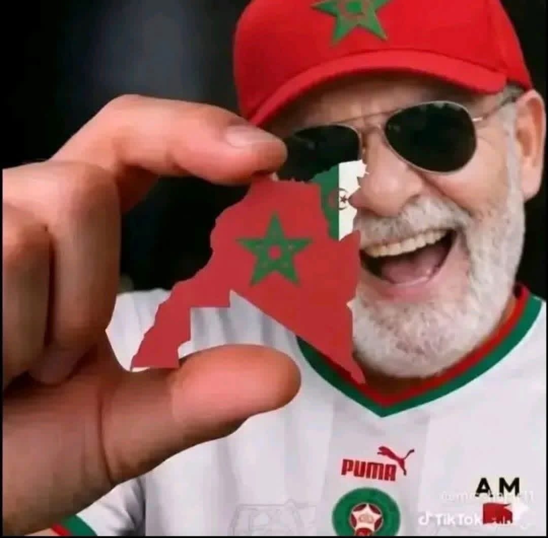 Tifawine4e's tweet photo. @TarikMo45830709 @YesWeCan25 @alaraby_ar بصحتنا نطبعو شغلنا هداك شنو بغيتي نطبعو مع موك ولا ختك دور تقاود يالمنافقين تبيعو الغاز لاسرائيل وضحكو علينا يالقرودة قضيتكم ليست فلسطين هدفكم تقسيم المغرب وتخرببه وسير عاودها لموك يالزامل ❤️🇮🇱🇮🇱🇲🇦🇲🇦❤️ https://t.co/yyEIwa8g97