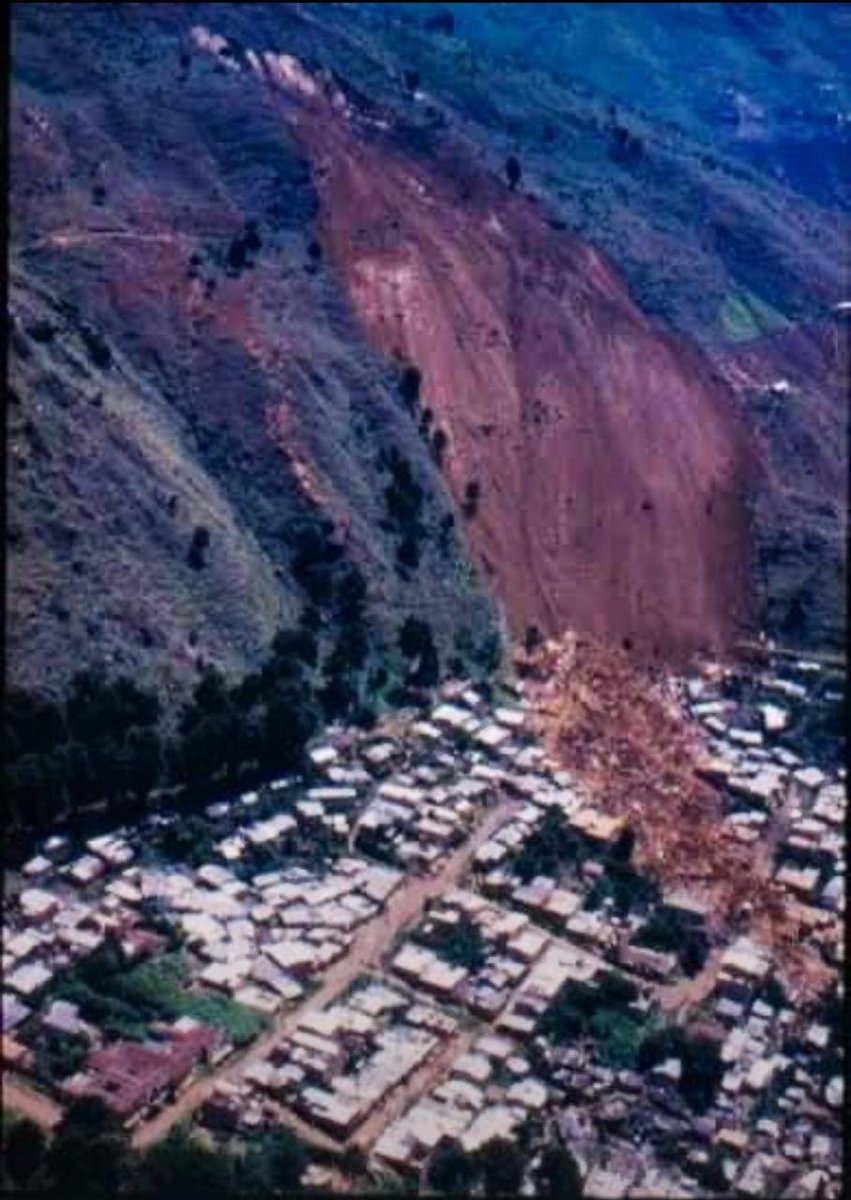 DAGRDMedellin's tweet photo. ⌛️Un día como hoy hace 39 años, ocurrió una tragedia en nuestra ciudad: #Villatina #Medellín más de 500 personas fallecieron, consecuencia de un movimiento en masa. Emergencia que marcó un hito de aprendizaje en la historia de la Gestión del Riesgo de Desastres en Colombia. 🙏🏼 https://t.co/UiaxXdprYj
