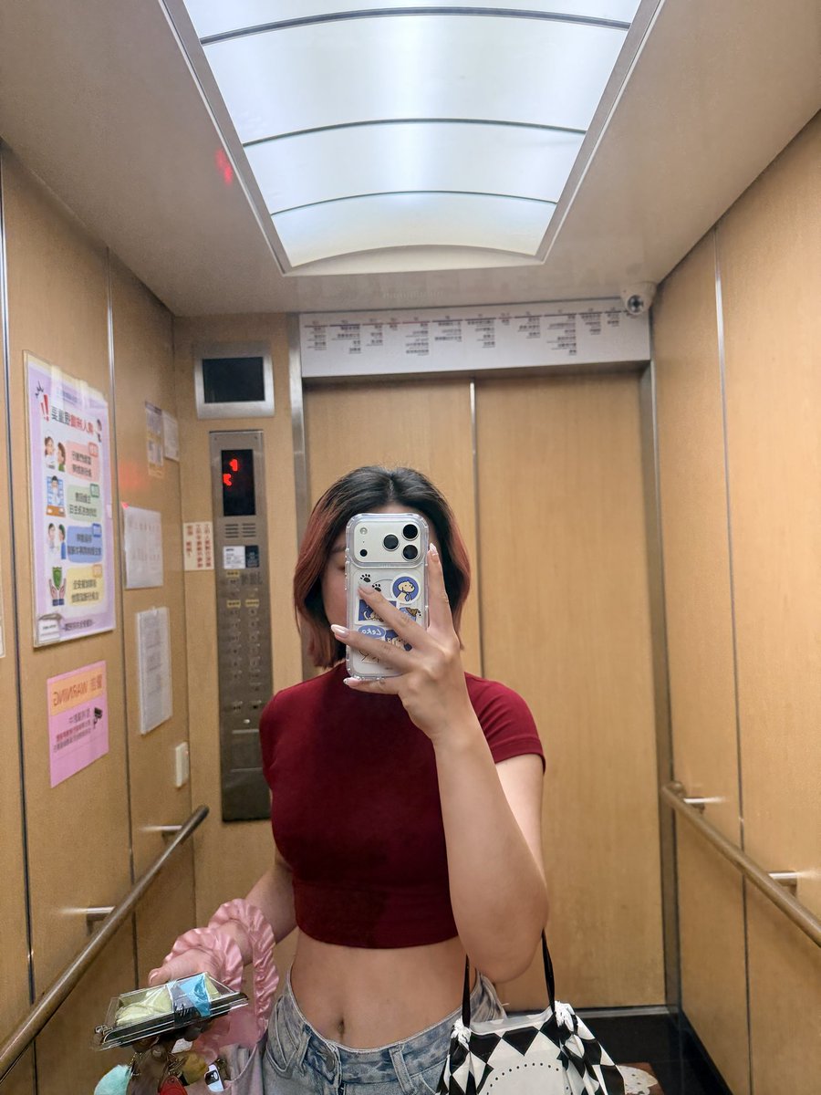 _lily0000_'s tweet photo. 剪短好看嗎💗💗 https://t.co/RLNwMo4SHr