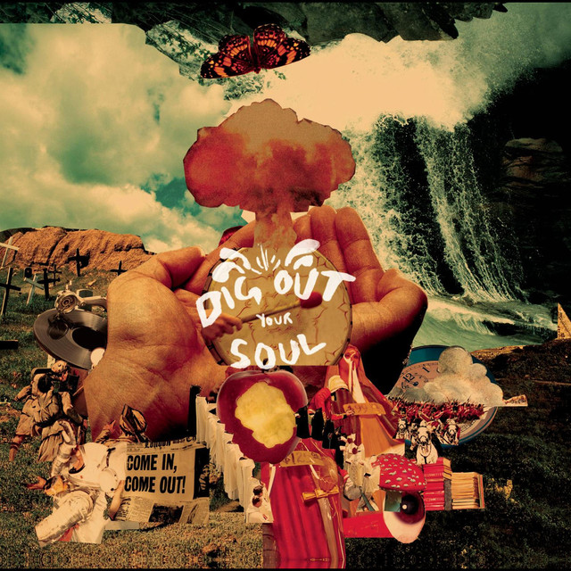 igormirandasite's tweet photo. Há 18 anos, o Oasis lançava “Dig Out Your Soul”, seu 7º disco de estúdio. Foi o último álbum da banda antes do encerramento das atividades em 2009. Os singles foram “The Shock of the Lightning”, “I'm Outta Time” e “Falling Down”.

Qual a sua opinião sobre esse disco? https://t.co/12Xx65iB0J