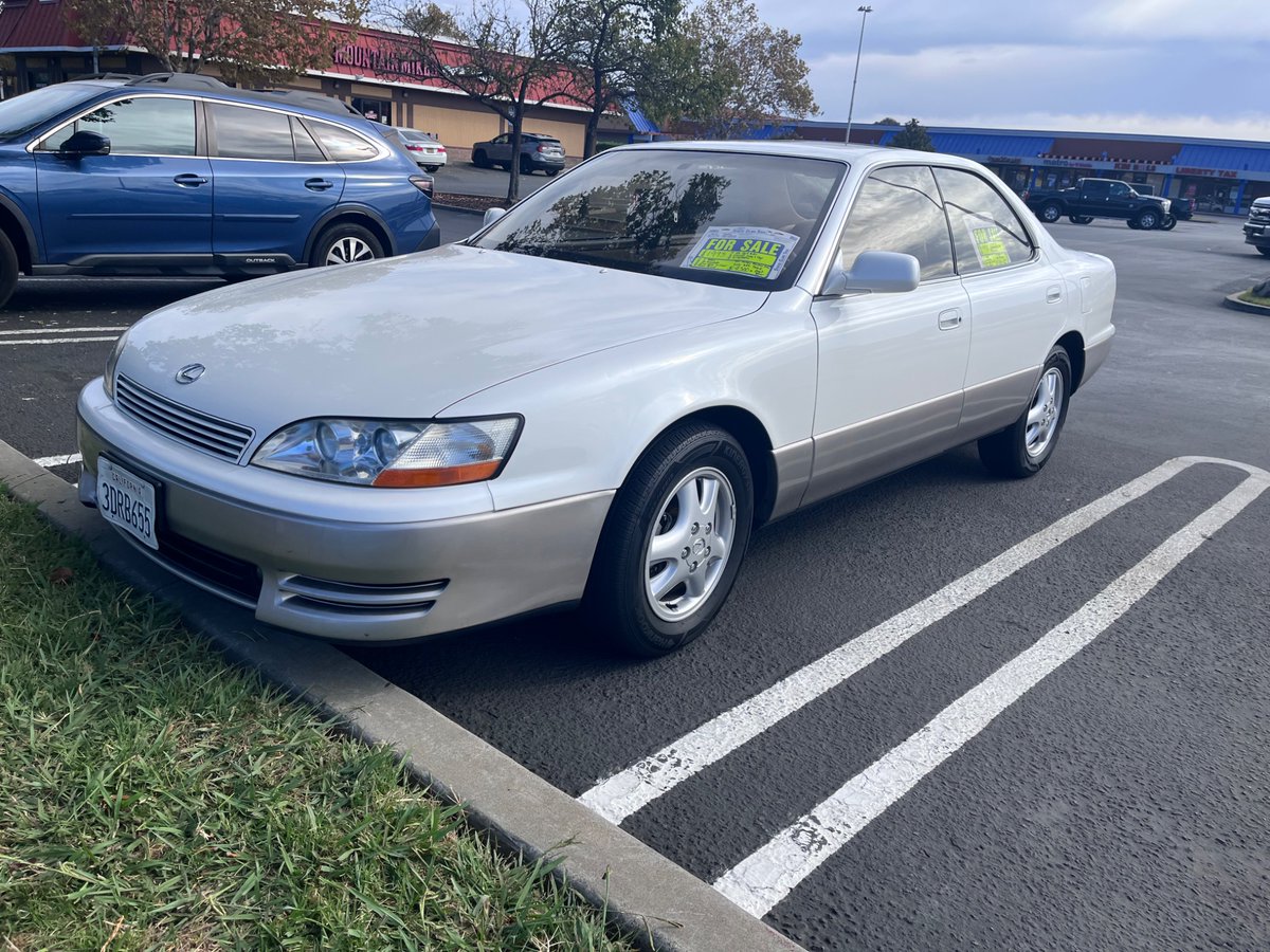 XV20_Camry's tweet photo. Deal spotted in the wild this Sunday morning https://t.co/UrV35ctwCO