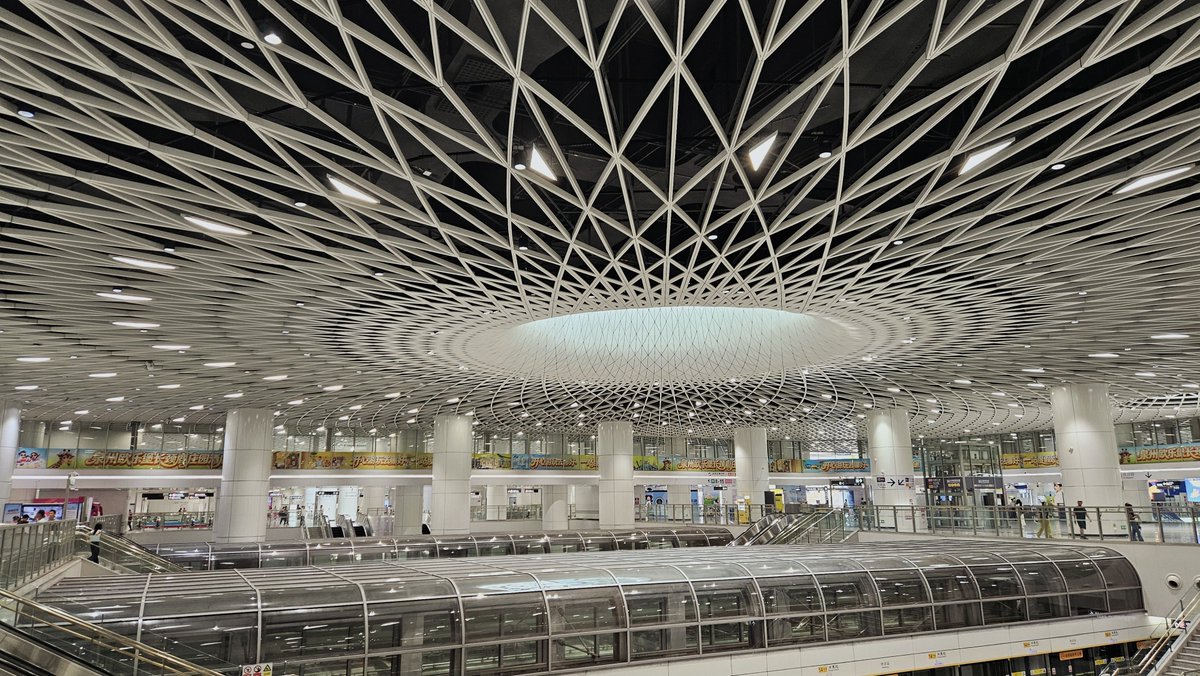 bilalplus86's tweet photo. @darijan___ Gangxia North station 🫡 https://t.co/92fOScDVO1