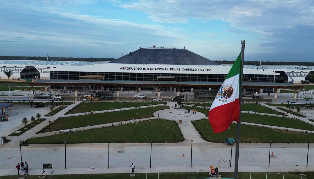 quintanaroonews's tweet photo. #Entérate Crisis turística hunde al fallido aeropuerto de #Tulum 

✈️ Aeroméxico anuncia su salida total de Tulum; el aeropuerto de la Riviera Maya pierde a su aerolínea de bandera.

Aeroméxico dejará de operar en Tulum para finales de septiembre de 2026, tras haber reducido sus vuelos desde el AIFA y la Ciudad de México, dejando únicamente un número reducido de salidas nacionales diarias en este aeropuerto que atraviesa dificultades desde el inicio de sus operaciones.