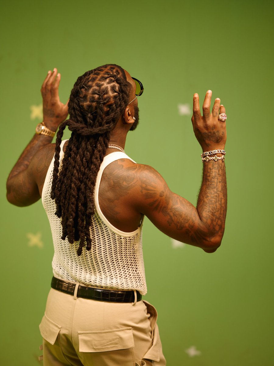 Baloxxd's tweet photo. THANK YOU to everyone that has ever supported me on here. ❤️

Burna fans, 30BG, Wizkid FC , I appreciate y’all.

Love you all regardless. 🫶🏽🦍 https://t.co/9LuEgkTS3t