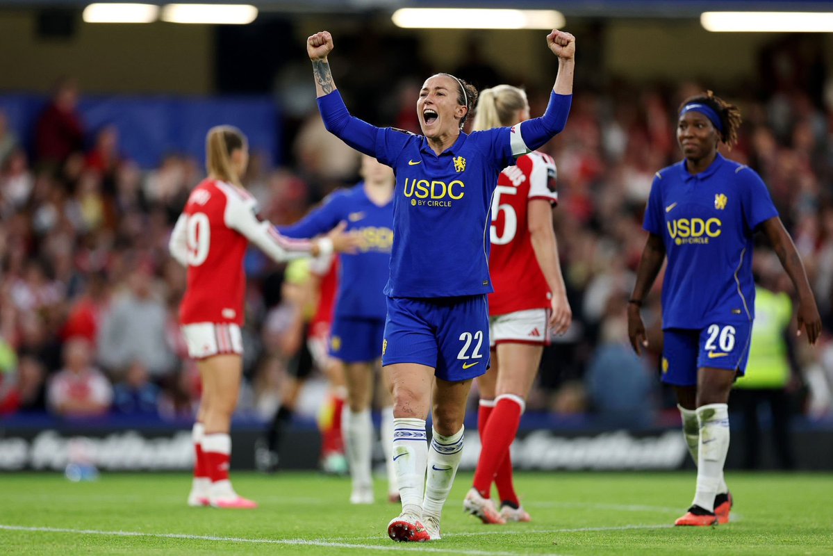 Kati_Gian's tweet photo. Captain Lucy Bronze what a player you are 🫡👑 https://t.co/ulhevyZsYR