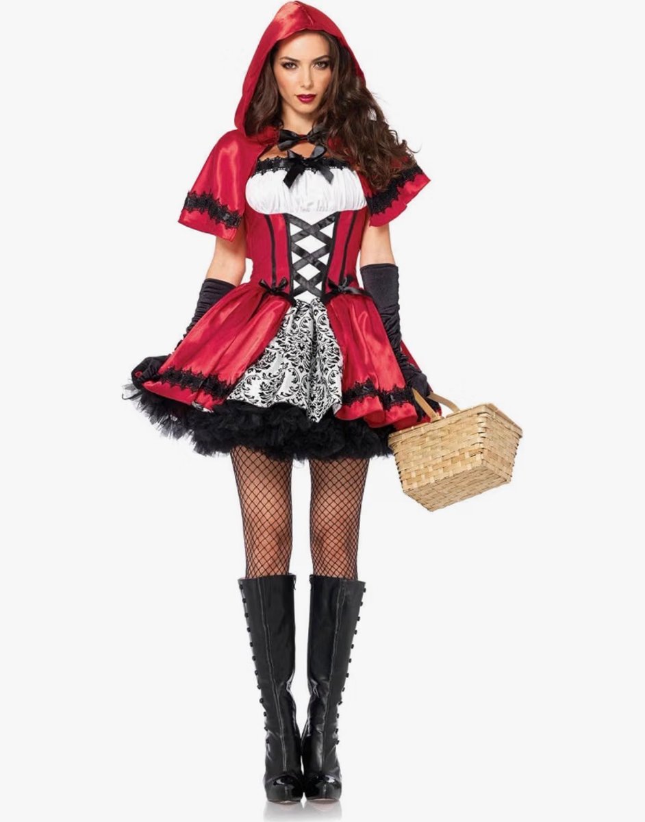 Primrose1441's tweet photo. What should I do for Halloween?? The one is a mermaid but it'll be sexy still https://t.co/pp5O39AqSg