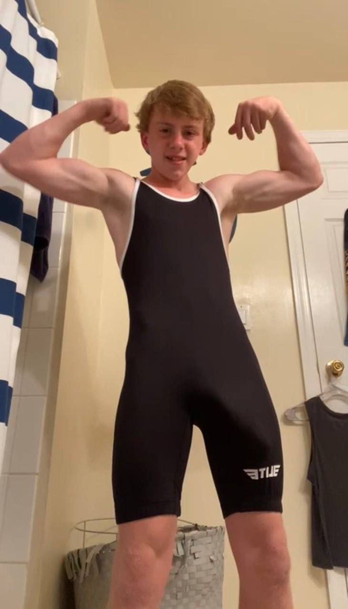 tommy_sneaky's tweet photo. DM to join my exclusive VIP channel or purchase hot 🥵👄 files
👇👇👇
https://t.co/5sE5yVUpdm https://t.co/LDgFLaw51X