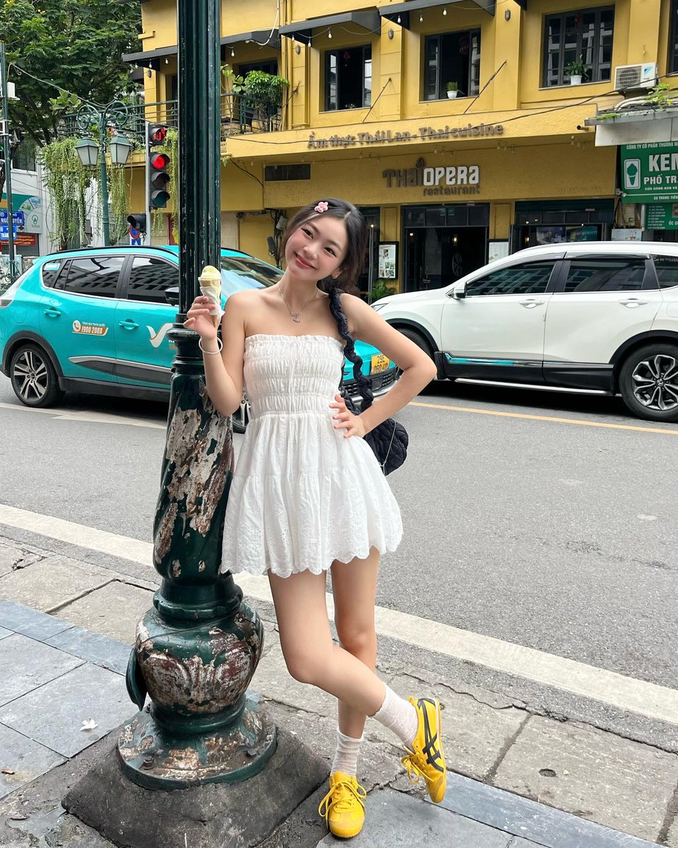 Elsoooon's tweet photo. 昔からのダチとは、久しぶりに会っても昨日の続きのように話せる。今日も一日お疲れ様！ 😂
oRWD https://t.co/Cxt4EyPC8u