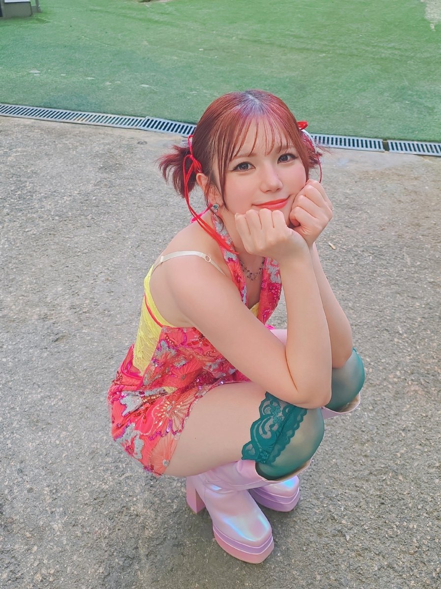 MachicoOfficial's tweet photo. #JapanWeekendMadrid 2DAYS gracias✨
ライブ・Q&amp;A・サイン会みんなからたくさんの言葉をもらってとても幸せでした!
これからも関わらせていただいている作品、キャラクターの魅力を伝えられるように頑張ります🌈
またスペインでみんなに会いたいな♪
BY:Machico(・山・) https://t.co/QwAEVLSQ9K