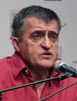 harryelsocio's tweet photo. Da RT si quieres que vaya Don Piso a la acampada de la Puerta del Sol. https://t.co/3TgfwPRWDl