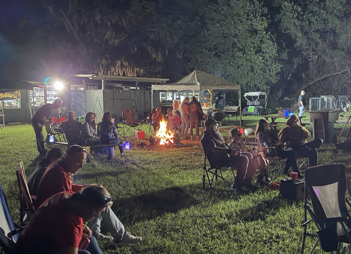 FSUKXAZ's tweet photo. We went to a cool birthday party for our friend Bobby near Cedar Point Preserve. It was outdoors, under a full moon, and a beautiful 60-65 degrees. There was plenty of food and drinks, a fire, and Live music from the Smokestack band! Great night! #Smokestack #CedarPointPreserve #Jacksonville