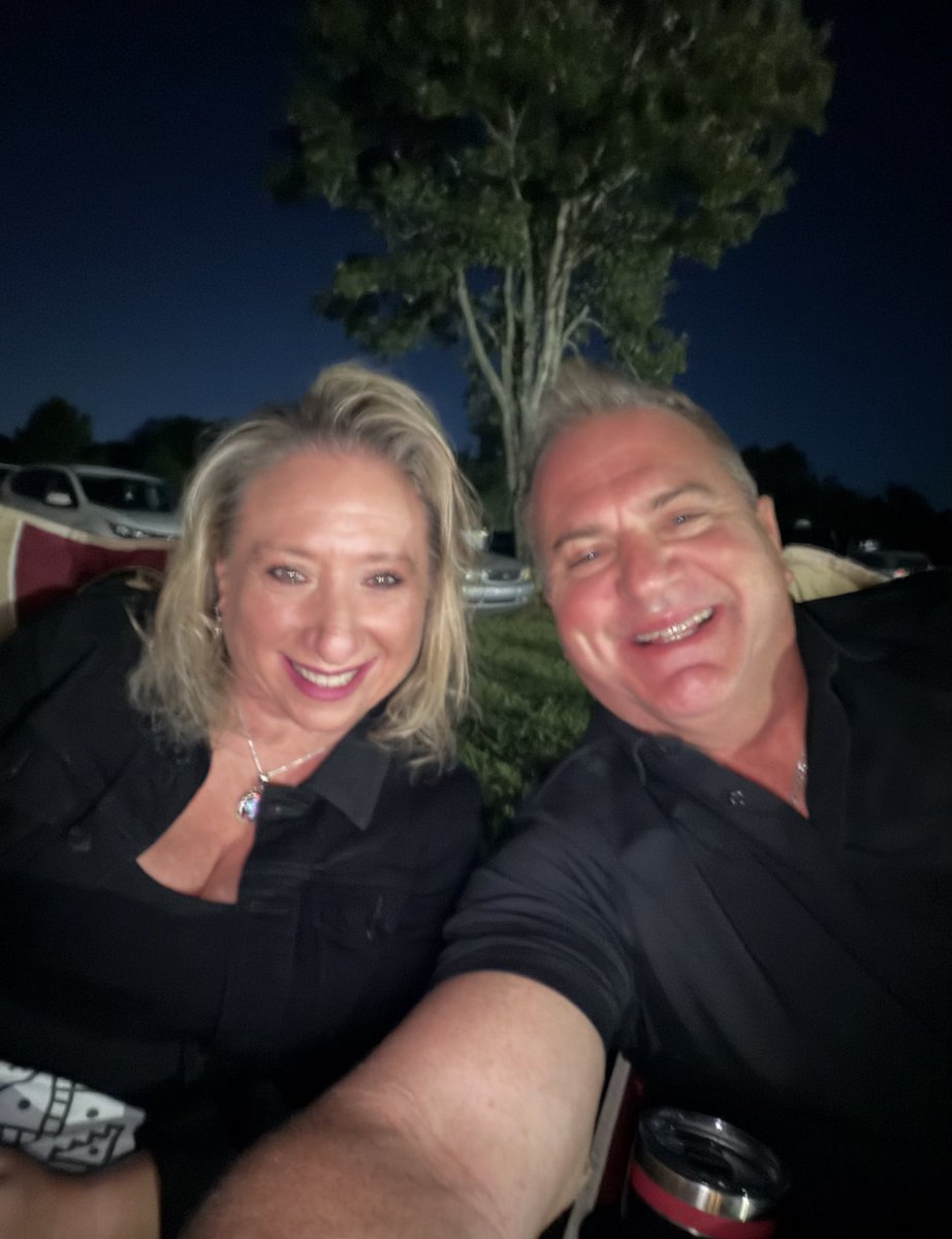 FSUKXAZ's tweet photo. We went to a cool birthday party for our friend Bobby near Cedar Point Preserve. It was outdoors, under a full moon, and a beautiful 60-65 degrees. There was plenty of food and drinks, a fire, and Live music from the Smokestack band! Great night! #Smokestack #CedarPointPreserve #Jacksonville