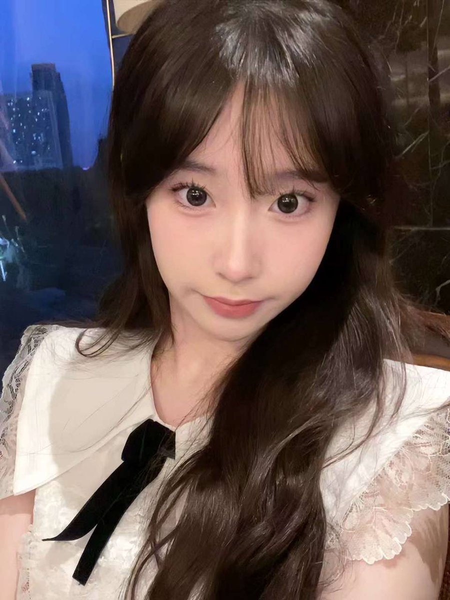 professorrobbi1's tweet photo. 朋友的女朋友的脚 #反差 #美脚 #脚底 #腿 https://t.co/kPNLlQ5qMe