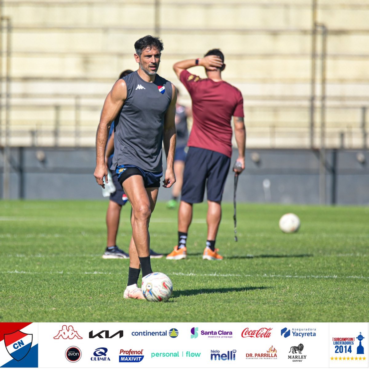 clubnacionalpy's tweet photo. 📸 El Plantel trabajó esta mañana con miras al juego ante Independiente por Copa Paraguay. 

Vamos Tricolor 🔴⚪️🔵 https://t.co/oRxMjyuE34
