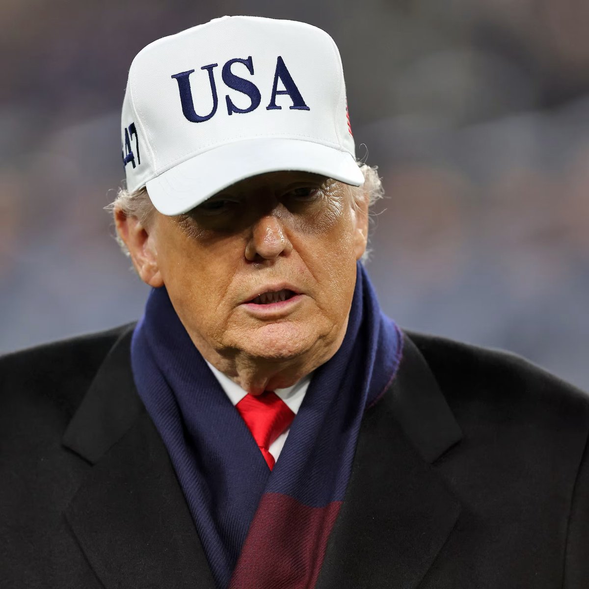 Megatron_ron's tweet photo. BREAKING: 🇦🇺🇺🇸 If Trump goes ahead with its export ban on diesel, Australia could face diesel rationing within weeks and prices above A$4 a litre, nearly 40% above today, per MST Marquee's head of energy research https://t.co/l2X4FCw7VM