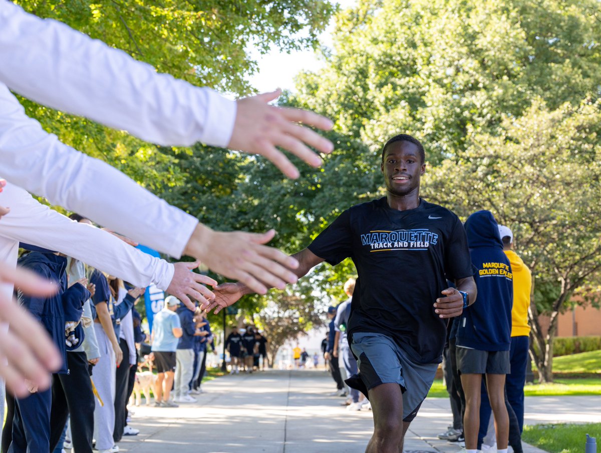 MUTFXC's tweet photo. Running for a cause at the annual LOVELLSTRONG Legacy Run/Walk on Saturday! A great time on campus honoring the life and legacy of Dr. Michael R. Lovell, Noah Snyder, and Scott Michaud.

#WeAreMarquette | #LOVELLSTRONG https://t.co/dWoGrWGtT4