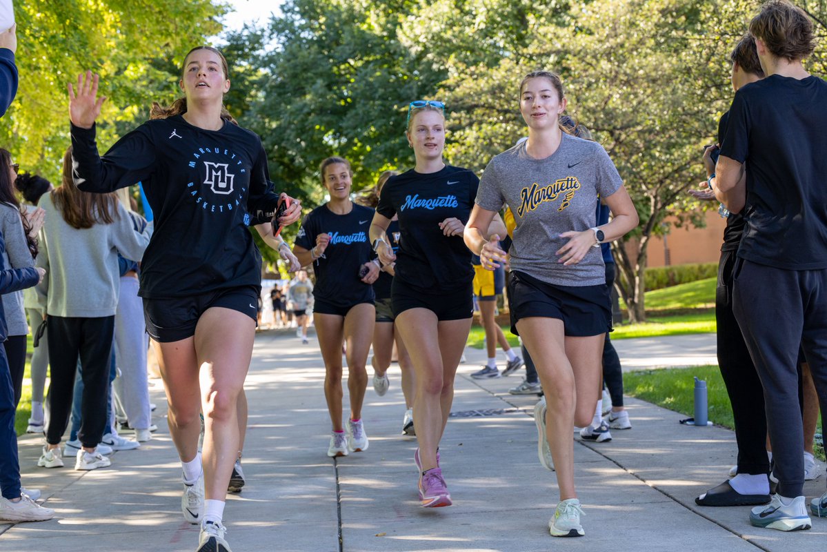 MUTFXC's tweet photo. Running for a cause at the annual LOVELLSTRONG Legacy Run/Walk on Saturday! A great time on campus honoring the life and legacy of Dr. Michael R. Lovell, Noah Snyder, and Scott Michaud.

#WeAreMarquette | #LOVELLSTRONG https://t.co/dWoGrWGtT4