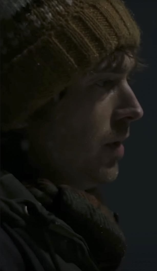 HexBuck's tweet photo. Why is there fat bryan discourse on my tl... yes hes not SUPER FAT/ "PROPERLY CHUBBY", but he has a soft tummy with YES FAT ON IT- fat CAN BE A DECRIPTION OR STATE OF BEING, his arms and chin are softer as well (the movie highlights scenes w his double chin btw) https://t.co/c60K8XFUGB