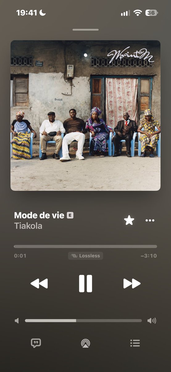 sosa7kx's tweet photo. dump music du jour https://t.co/5WhghGgFNM