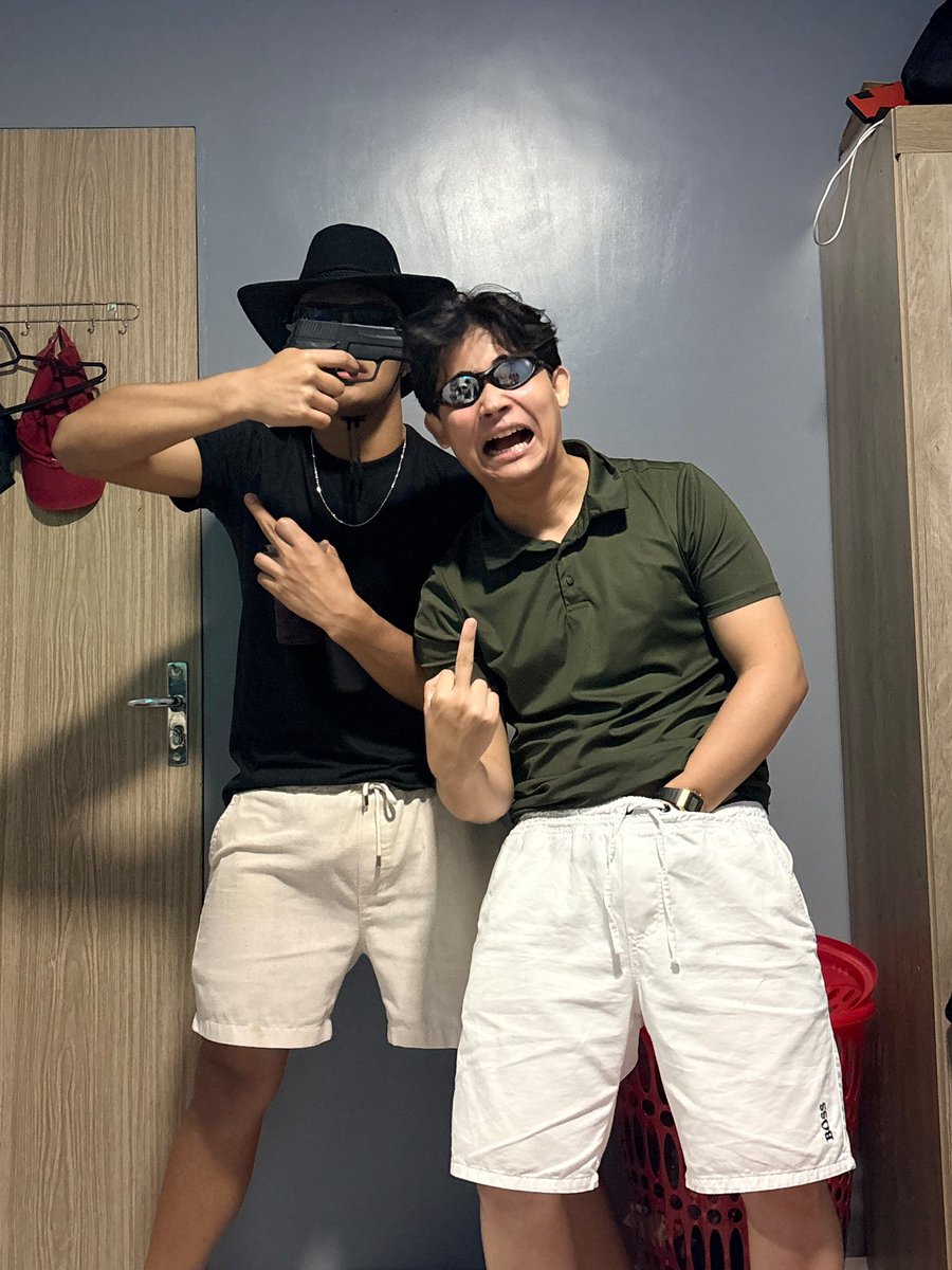 natanxz__'s tweet photo. farpo e lanço emote ✋😛🤚 https://t.co/6n3miIk6xT