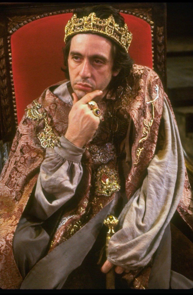 pacinophile's tweet photo. Al pacino as Richard the iii https://t.co/9T3CIQYgXs