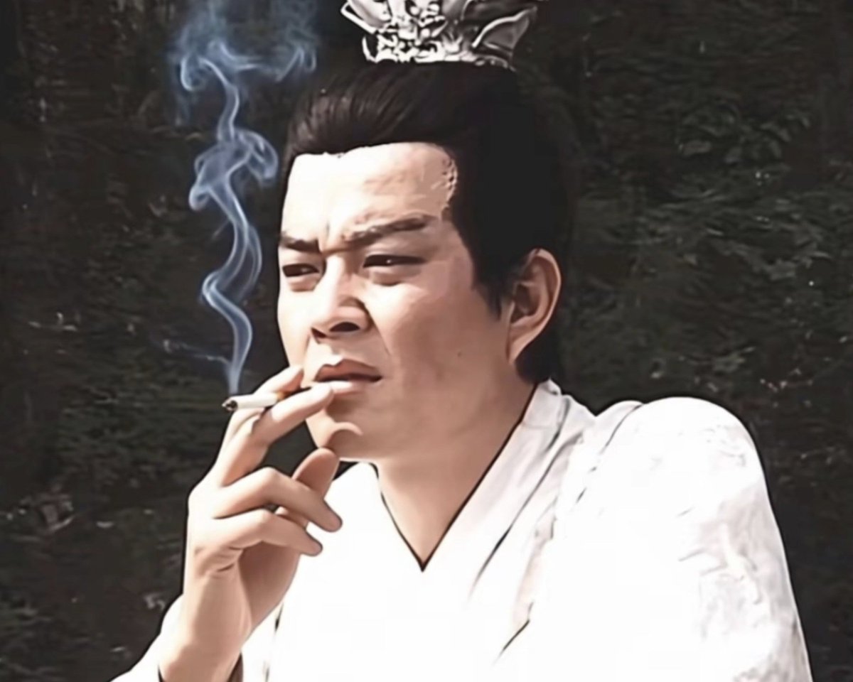 BHn2th's tweet photo. @Yujvanovo 不是，哥们得多菜呢能让你翻墙出来找大腿呢？ https://t.co/1AOaTyPwW7