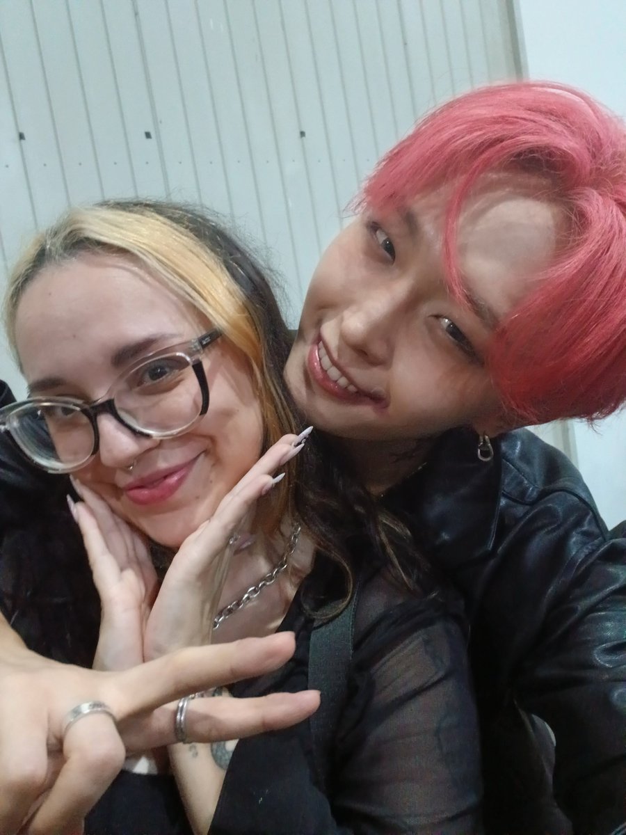 nathyscutielife's tweet photo. It’s already September 28th in Korea, and Xiha will be having his surgery today. 🙏🏽

Let’s share our favorite photos, videos, and memories of him, and send him lots of love and warm messages!
🧡🦊

#시하 #Xiha
#NTX #엔티엑스
#StayStrongXiha
#NtfulsWithXiha https://t.co/2aWRArV3xr