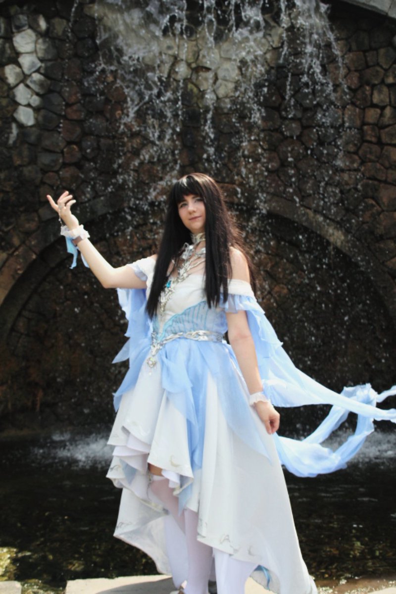 FloofusLongus's tweet photo. About me:
- 30 / she/her / 🏳️‍🌈 / 🇱🇹🇩🇪🇬🇧
- multi fandom / PC Gamer
- 🐟🐺 (also 🐦‍⬛)
- memes, shitposts, unhinged bs, cats, cosplay, art
- rock, metal, purple, mermaids, pastels, fluffy things
- ✨she was a fairy✨
- mostly unserious
- DNI: Antis, LI haters, minors, AI, p*dos, bigots of any kind