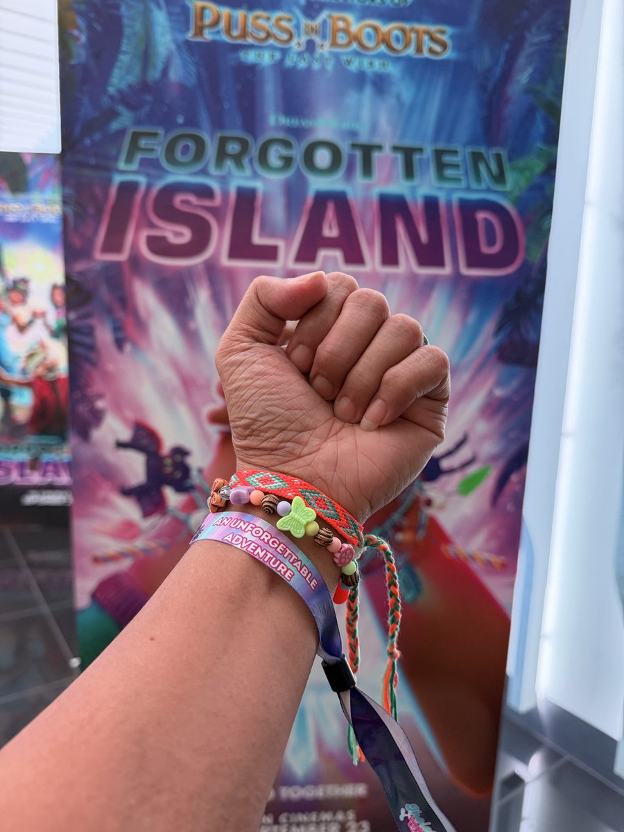 exploRUEL's tweet photo. Raissa’s powerful closing reflection-
“Memories are only as powerful as the person you made them with, and as long as they remember each other, they will never truly be apart.”

TAYO NA! Isama na ang buong pamilya at friendship! 
#ForgottenIsland #Dreamwork #AParallelWorld https://t.co/DaZCEIyIKa