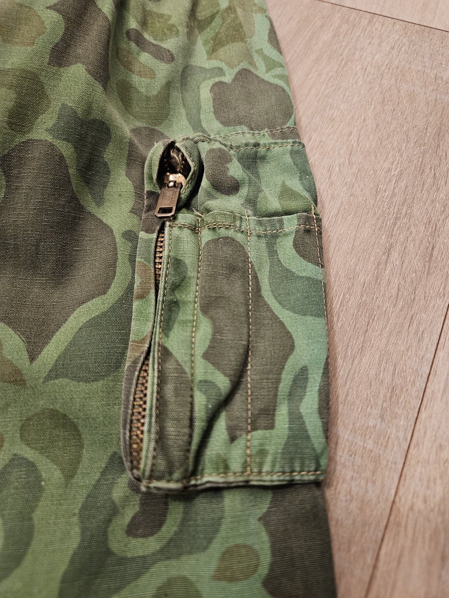 CnK2021's tweet photo. 1960-70s ROK Special Force Poplin Frogskin Camouflaged Jacket(For Vietnam Deployed Forces)
60-70년대 공수부대 포플린 덕헌터 위장복 상의(베트남 파병용) https://t.co/0p3bnqQpYj