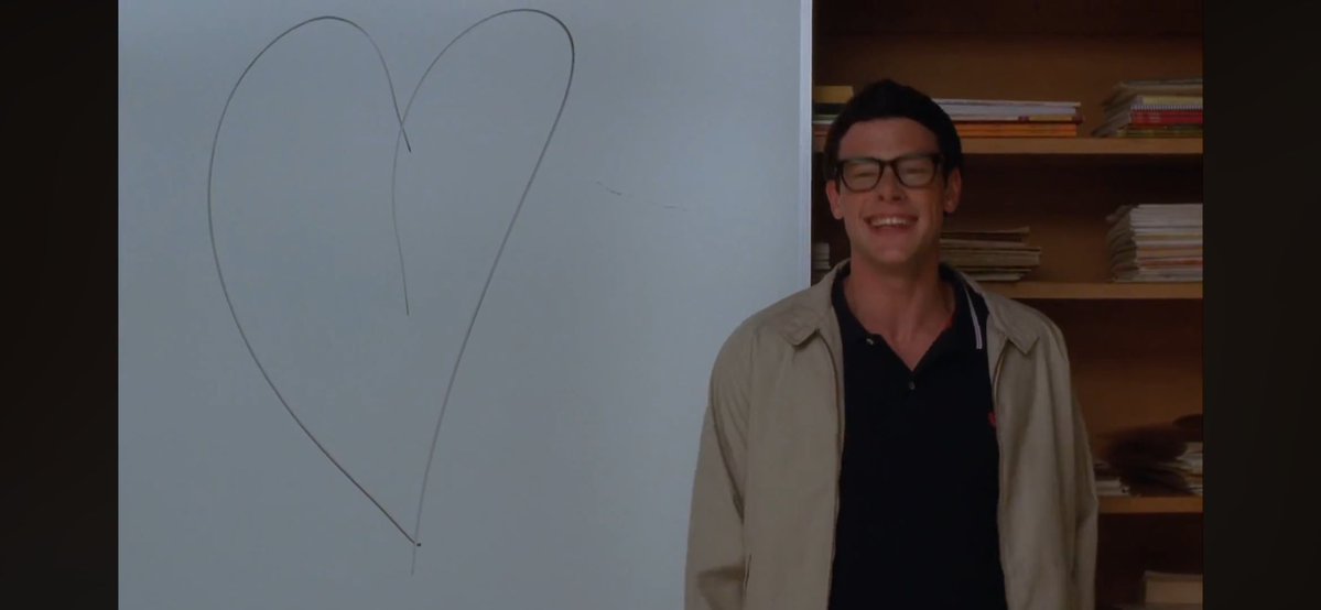 fuffytana's tweet photo. he was so happy to show off his ugly heart https://t.co/oySs3gYSt5