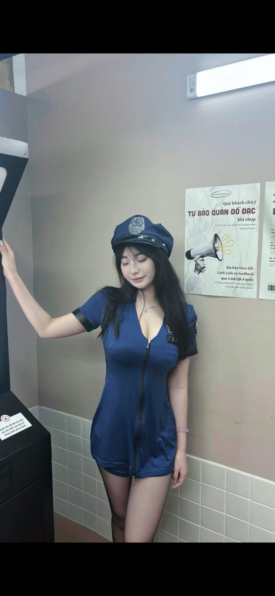 BunyyyX69's tweet photo. Có em người yêu dâm dục eo thon dáng xinh nghiện bú cặc e còn đòi a xuất vào mồm https://t.co/Z4aPohX5YA